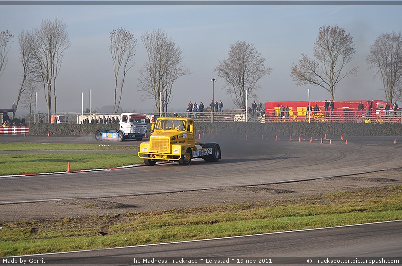 Madness Truckrace -  Lelystad - 19 nov 2011 264 - 