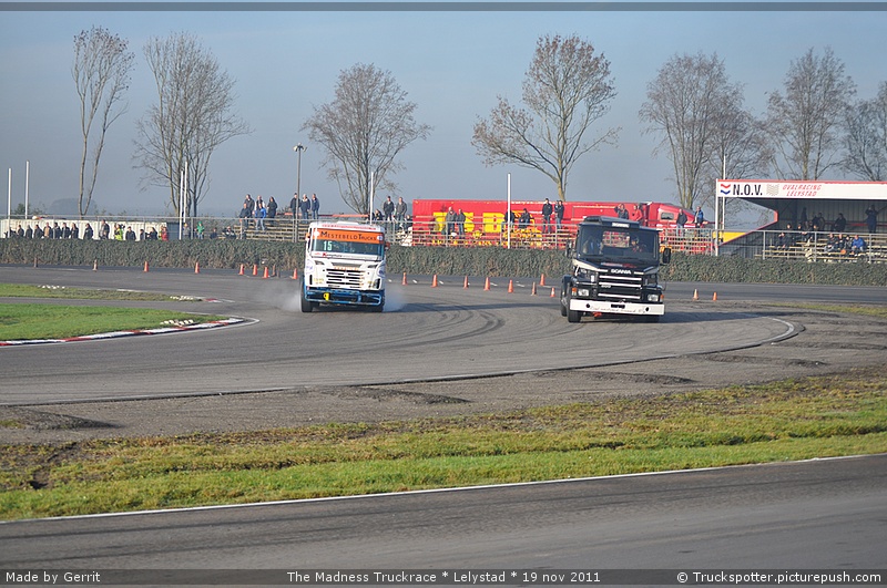 Madness Truckrace -  Lelystad - 19 nov 2011 283 - 