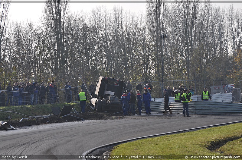 Madness Truckrace -  Lelystad - 19 nov 2011 394 - 