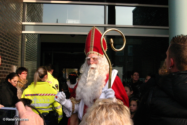 RenÃ© Vriezen 2011-11-19#0627 Sinterklaas en Pieten Presikhaaf Kinderclub Feest MFC zaterdag 19 november 2011