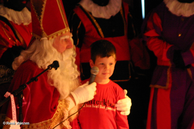 RenÃ© Vriezen 2011-11-19#0773 Sinterklaas en Pieten Presikhaaf Kinderclub Feest MFC zaterdag 19 november 2011