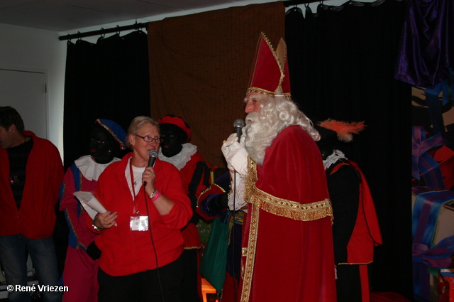 RenÃ© Vriezen 2011-11-19#0814 Sinterklaas en Pieten Presikhaaf Kinderclub Feest MFC zaterdag 19 november 2011