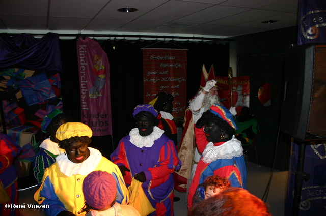 RenÃ© Vriezen 2011-11-19#0854 Sinterklaas en Pieten Presikhaaf Kinderclub Feest MFC zaterdag 19 november 2011