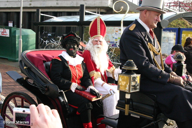 RenÃ© Vriezen 2011-11-19#0323 Sinterklaas en Pieten Optocht Presikhaaf zaterdag 19 november 2011