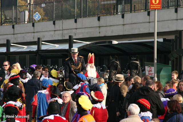 RenÃ© Vriezen 2011-11-19#0331 Sinterklaas en Pieten Optocht Presikhaaf zaterdag 19 november 2011