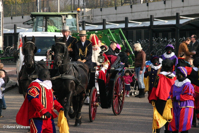 RenÃ© Vriezen 2011-11-19#0335 Sinterklaas en Pieten Optocht Presikhaaf zaterdag 19 november 2011