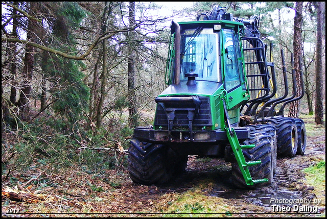 John Deere 810 D  02 Grondverzetmateriaal