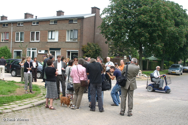 Â© RenÃ© Vriezen 2008-05-31 #0187 Ondertekenen Charter Krachtwijken Min. Vogelaar en bezoek Bethaan Presikhaaf-2 31-05-2008