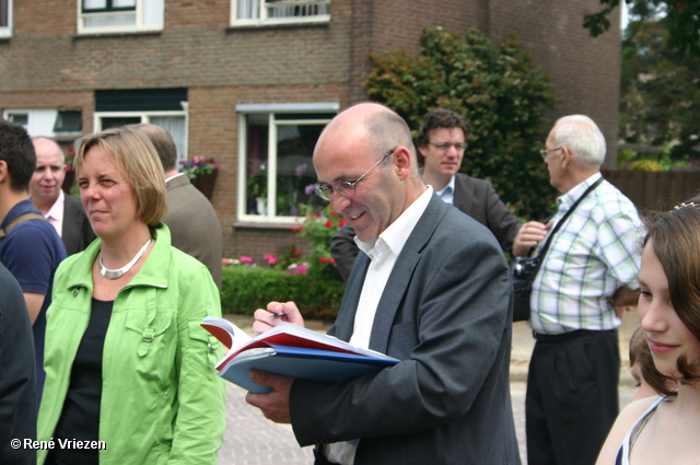 Â© RenÃ© Vriezen 2008-05-31 #0195 Ondertekenen Charter Krachtwijken Min. Vogelaar en bezoek Bethaan Presikhaaf-2 31-05-2008