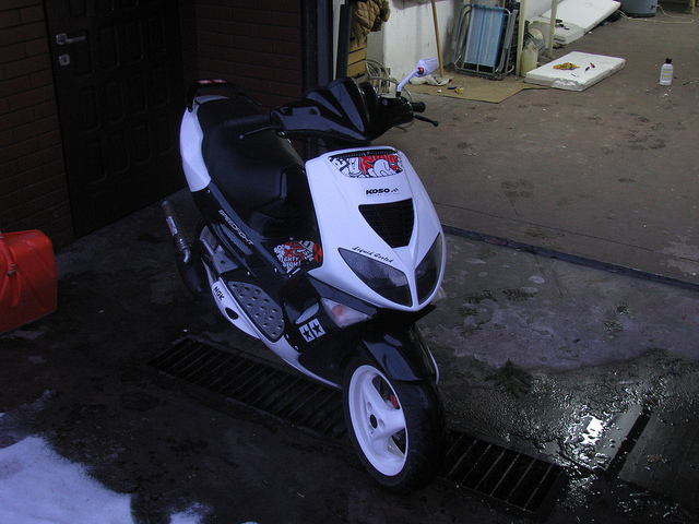 6756585439 075c016d8d z - 