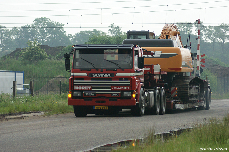 030608 059-border truck pics