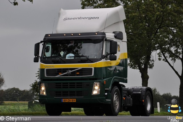 DSC 6401-border Truckrun De Waardse Truckers 2011