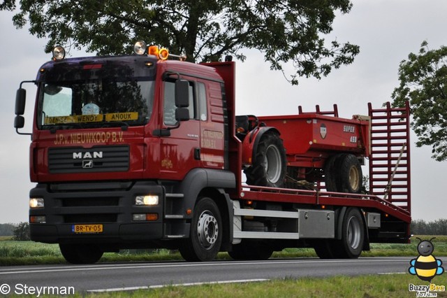 DSC 6448-border Truckrun De Waardse Truckers 2011