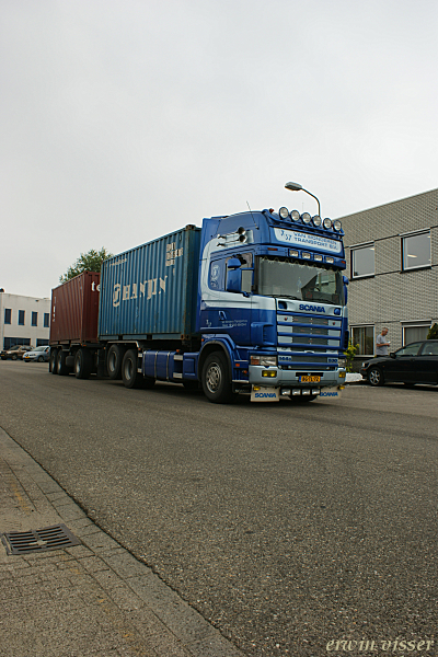 040608 020-border truck pics