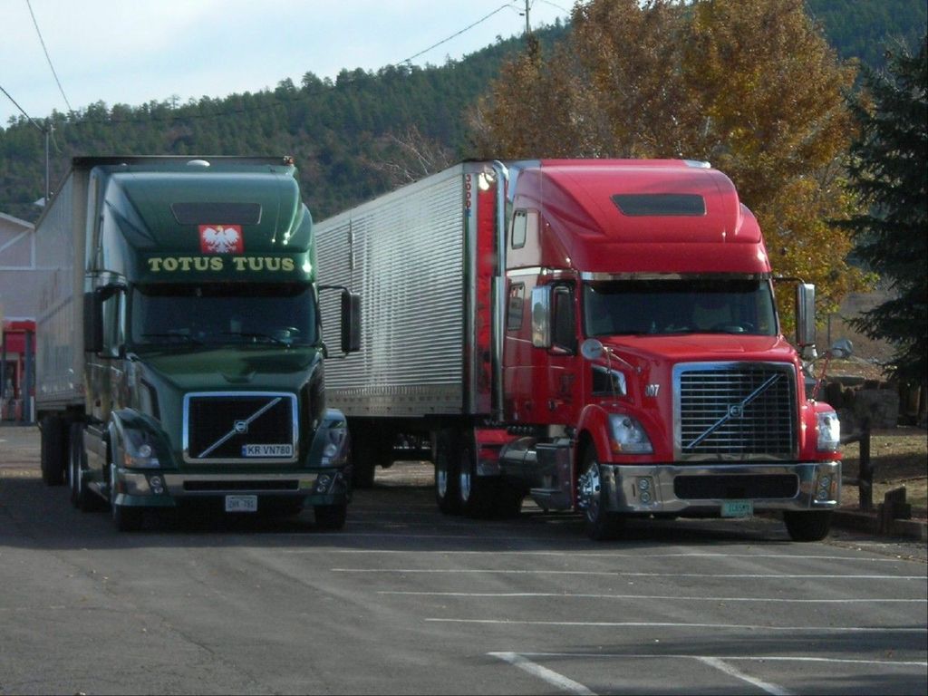 f0055 - Trucks