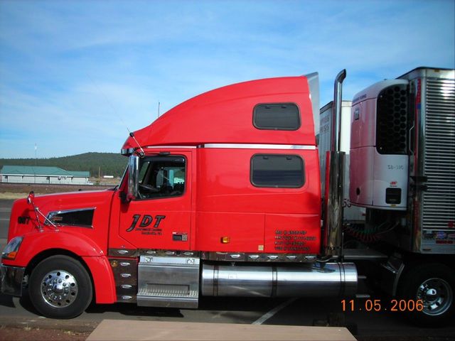 f0051 Trucks