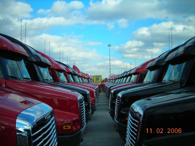 f0040 Trucks