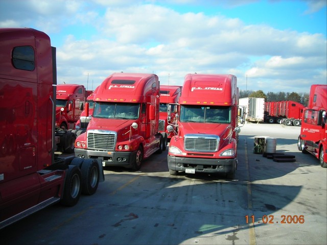 f0037 Trucks