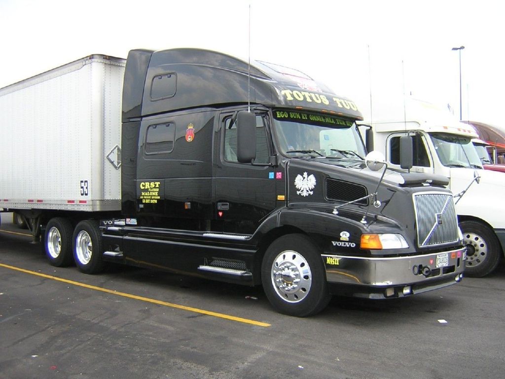 f0004 - Trucks