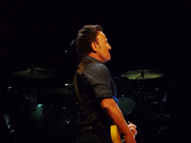 P1140453 Bruce Springsteen - Philadelphia night 2 -3-29-2012