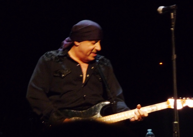 P1140475 Bruce Springsteen - Philadelphia night 2 -3-29-2012