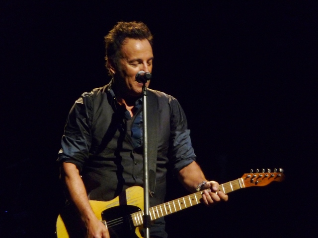 P1140478 Bruce Springsteen - Philadelphia night 2 -3-29-2012