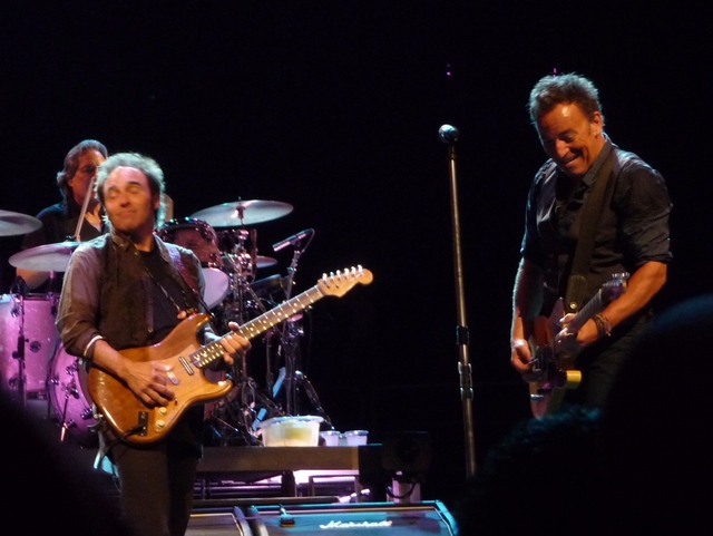 P1140485 Bruce Springsteen - Philadelphia night 2 -3-29-2012