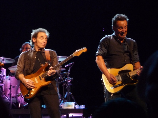 P1140486 Bruce Springsteen - Philadelphia night 2 -3-29-2012