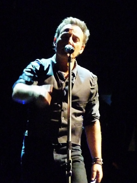 P1140513 Bruce Springsteen - Philadelphia night 2 -3-29-2012