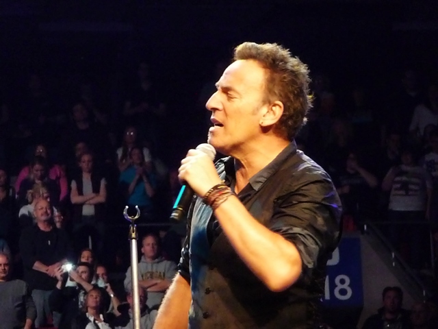 P1140583 Bruce Springsteen - Philadelphia night 2 -3-29-2012