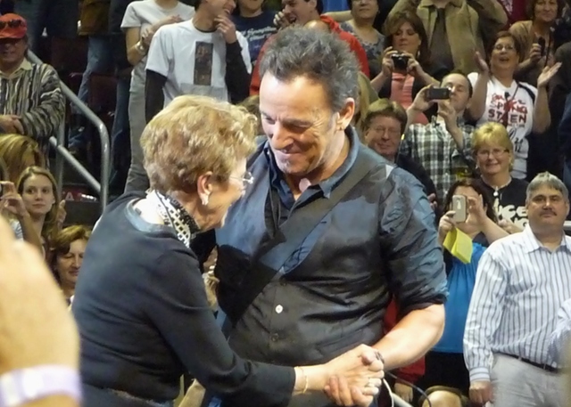 P1140622 Bruce Springsteen - Philadelphia night 2 -3-29-2012