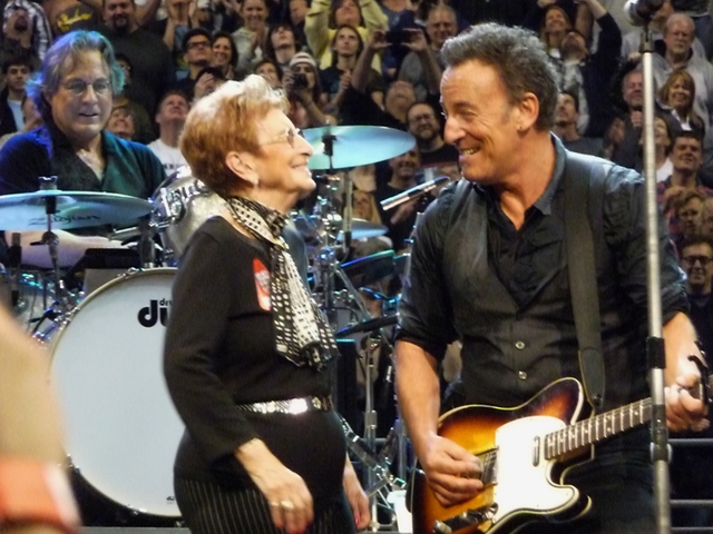 P1140630 Bruce Springsteen - Philadelphia night 2 -3-29-2012