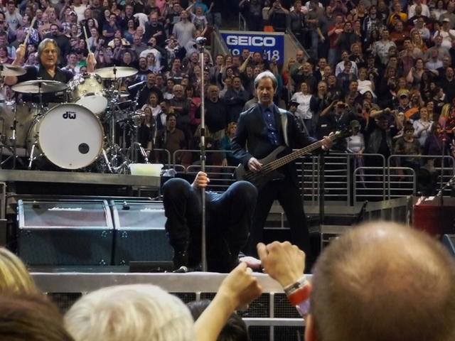P1140638 Bruce Springsteen - Philadelphia night 2 -3-29-2012