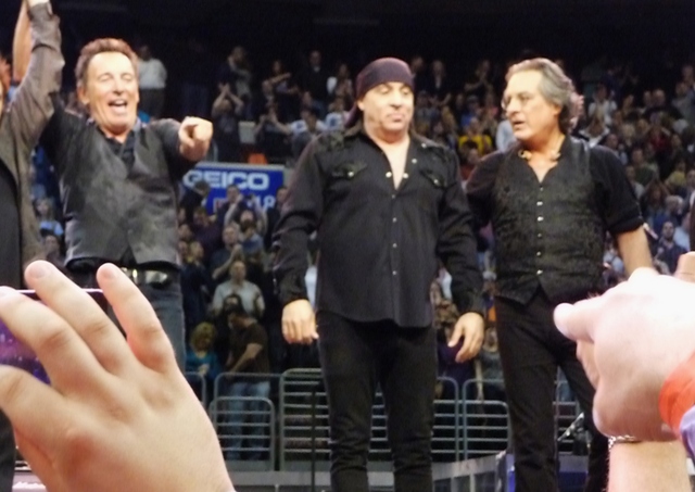 P1140650 Bruce Springsteen - Philadelphia night 2 -3-29-2012