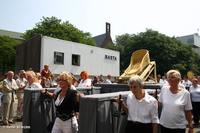 Â© RenÃ© Vriezen 2008-06-08 #0015 Sonsbeek 2008 Grandeur Gildes in Binnestad Arnhem zo 08-06-2008