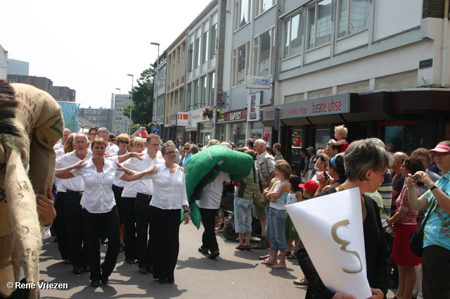 Â© RenÃ© Vriezen 2008-06-08 #0025 Sonsbeek 2008 Grandeur Gildes in Binnestad Arnhem zo 08-06-2008