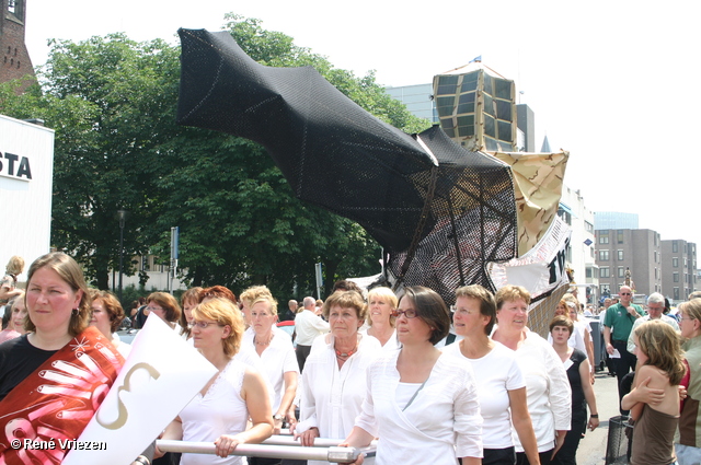 Â© RenÃ© Vriezen 2008-06-08 #0124 Sonsbeek 2008 Grandeur Gildes in Binnestad Arnhem zo 08-06-2008