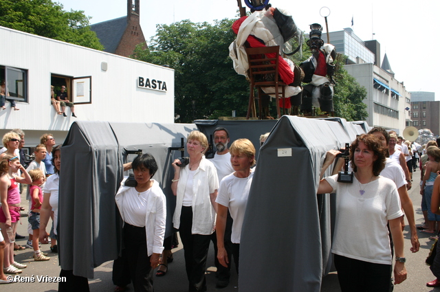 Â© RenÃ© Vriezen 2008-06-08 #0148 Sonsbeek 2008 Grandeur Gilde Presikhaaf, Klarendal en St. Marten in binnestad Arnhem zo 08-06-2008