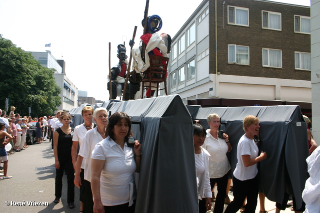 Â© RenÃ© Vriezen 2008-06-08 #0150 Sonsbeek 2008 Grandeur Gilde Presikhaaf, Klarendal en St. Marten in binnestad Arnhem zo 08-06-2008