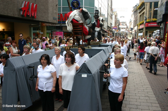 Â© RenÃ© Vriezen 2008-06-08 #0287 Sonsbeek 2008 Grandeur Gilde Presikhaaf, Klarendal en St. Marten in binnestad Arnhem zo 08-06-2008