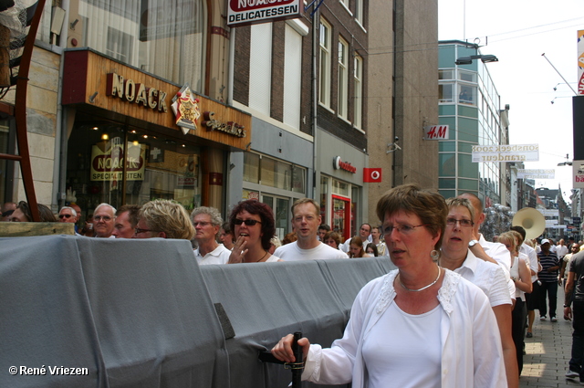 Â© RenÃ© Vriezen 2008-06-08 #0294 Sonsbeek 2008 Grandeur Gilde Presikhaaf, Klarendal en St. Marten in binnestad Arnhem zo 08-06-2008