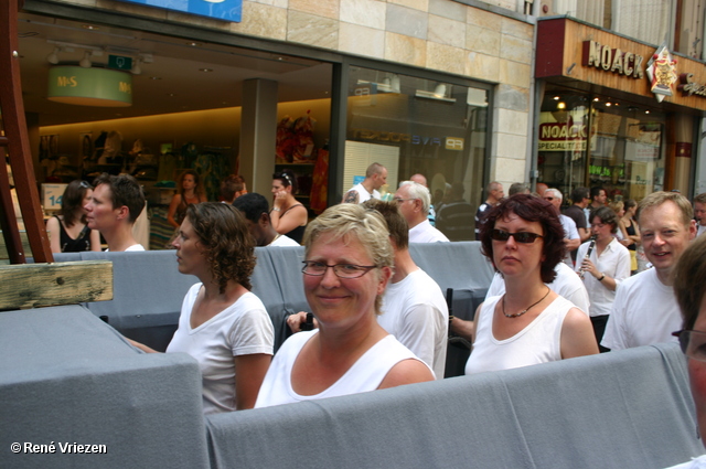 Â© RenÃ© Vriezen 2008-06-08 #0295 Sonsbeek 2008 Grandeur Gilde Presikhaaf, Klarendal en St. Marten in binnestad Arnhem zo 08-06-2008