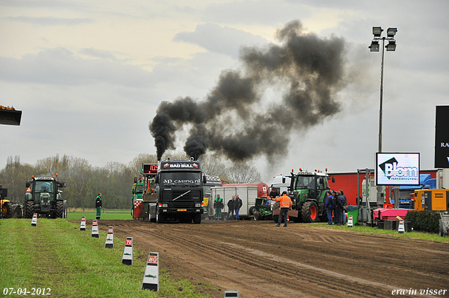 07-04-2012 020-border zaterdag 7 april  Oud Gastel  