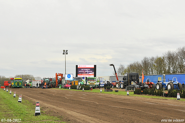 07-04-2012 070-border zaterdag 7 april  Oud Gastel  