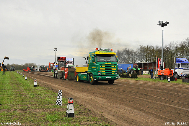 07-04-2012 086-border zaterdag 7 april  Oud Gastel  