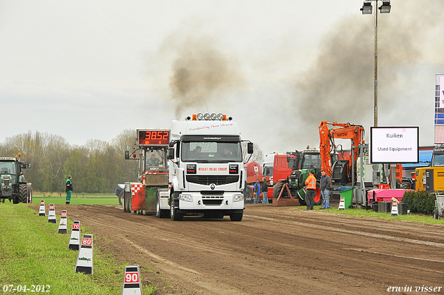 07-04-2012 096-border zaterdag 7 april  Oud Gastel  