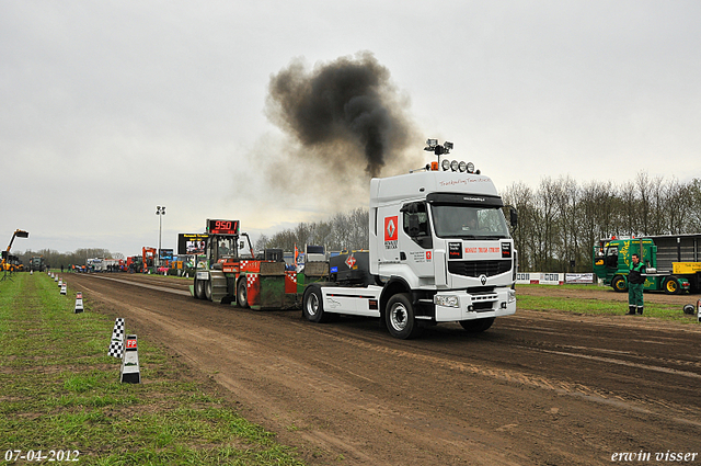 07-04-2012 103-border zaterdag 7 april  Oud Gastel  