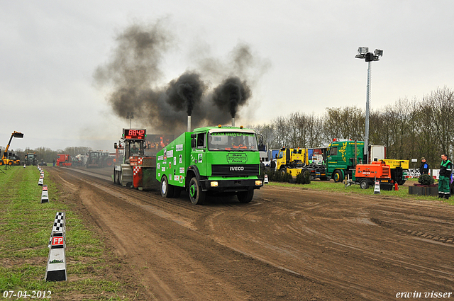 07-04-2012 123-border zaterdag 7 april  Oud Gastel  