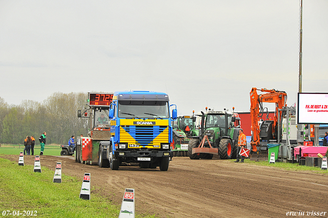 07-04-2012 149-border zaterdag 7 april  Oud Gastel  