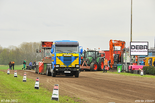 07-04-2012 150-border zaterdag 7 april  Oud Gastel  